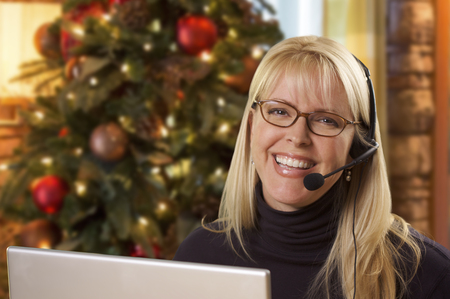 This Holiday Season, Keep in Touch With a Virtual Answering Service